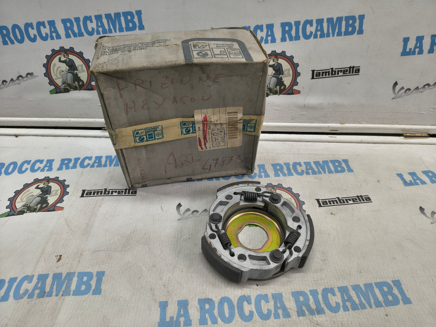 Frizione Centrifuga Piaggio Hexagon Skipper Runner 125/150/180 2T 478750