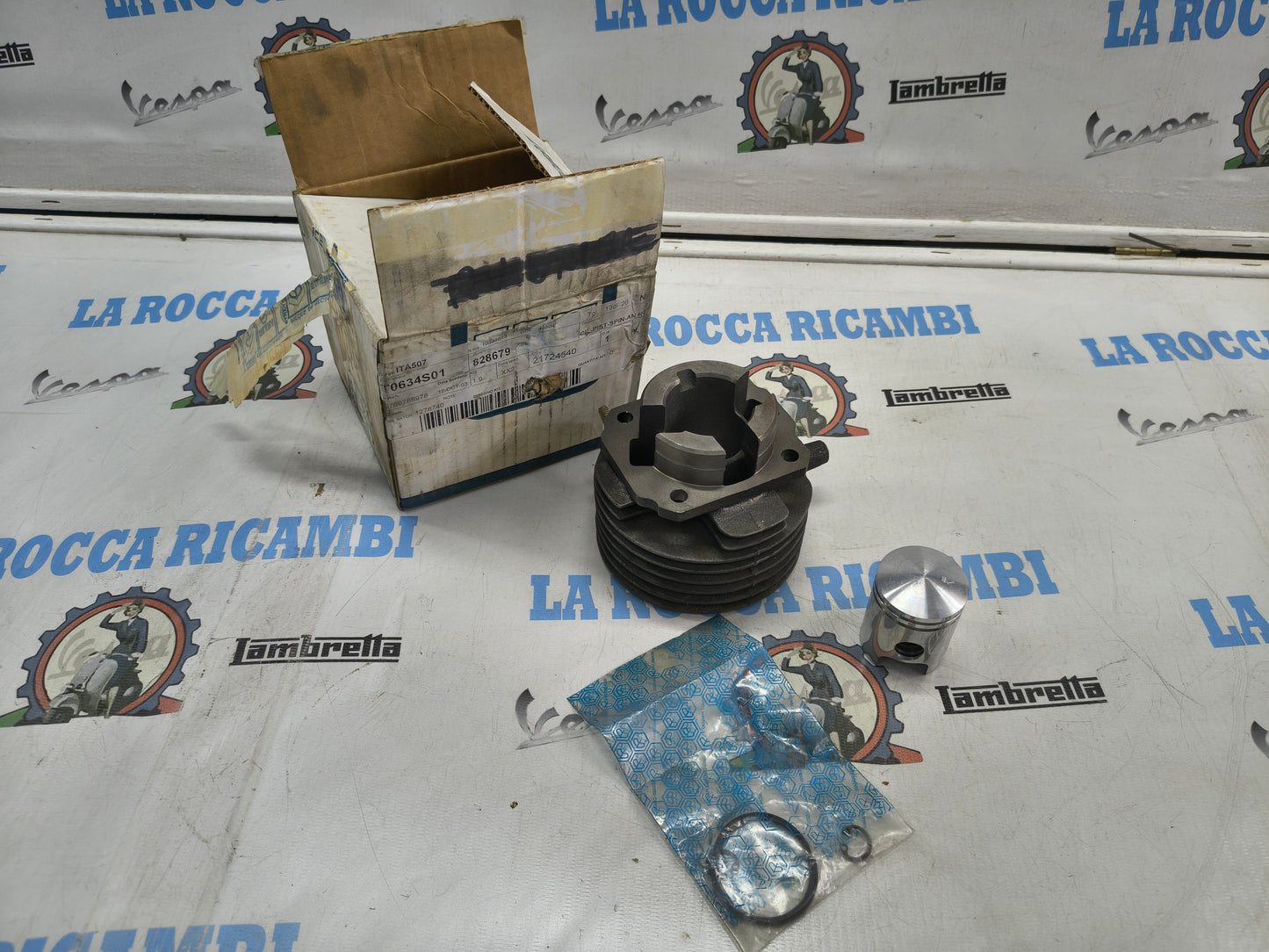 GRUPPO TERMICO MOTORE ORIGINALE PIAGGIO APE 50 - 828679