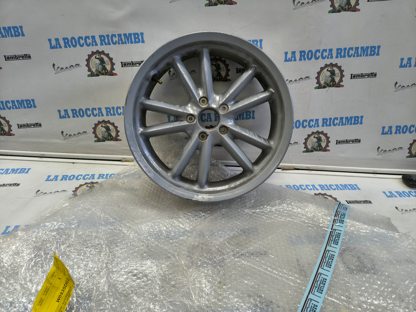 Cerchio posteriore PIAGGIO BEVERLY 500 Dal 2004 al 2006 - 56373R00B1
