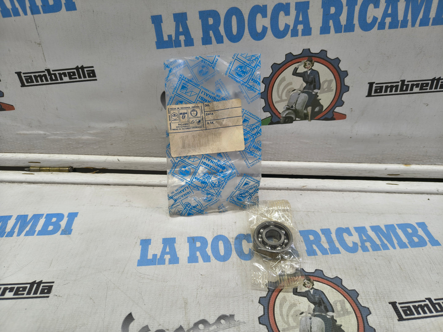 Piaggio Cuscinetto Ape 007135- 12X32X10 (1 LATO SCHERMATO)