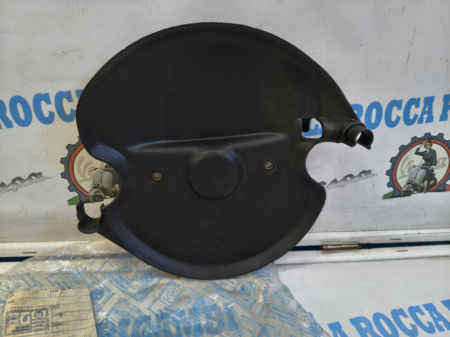 PARAFANGO ANTERIORE PIAGGIO NRG NTT 50 - ORIGINALE 561158