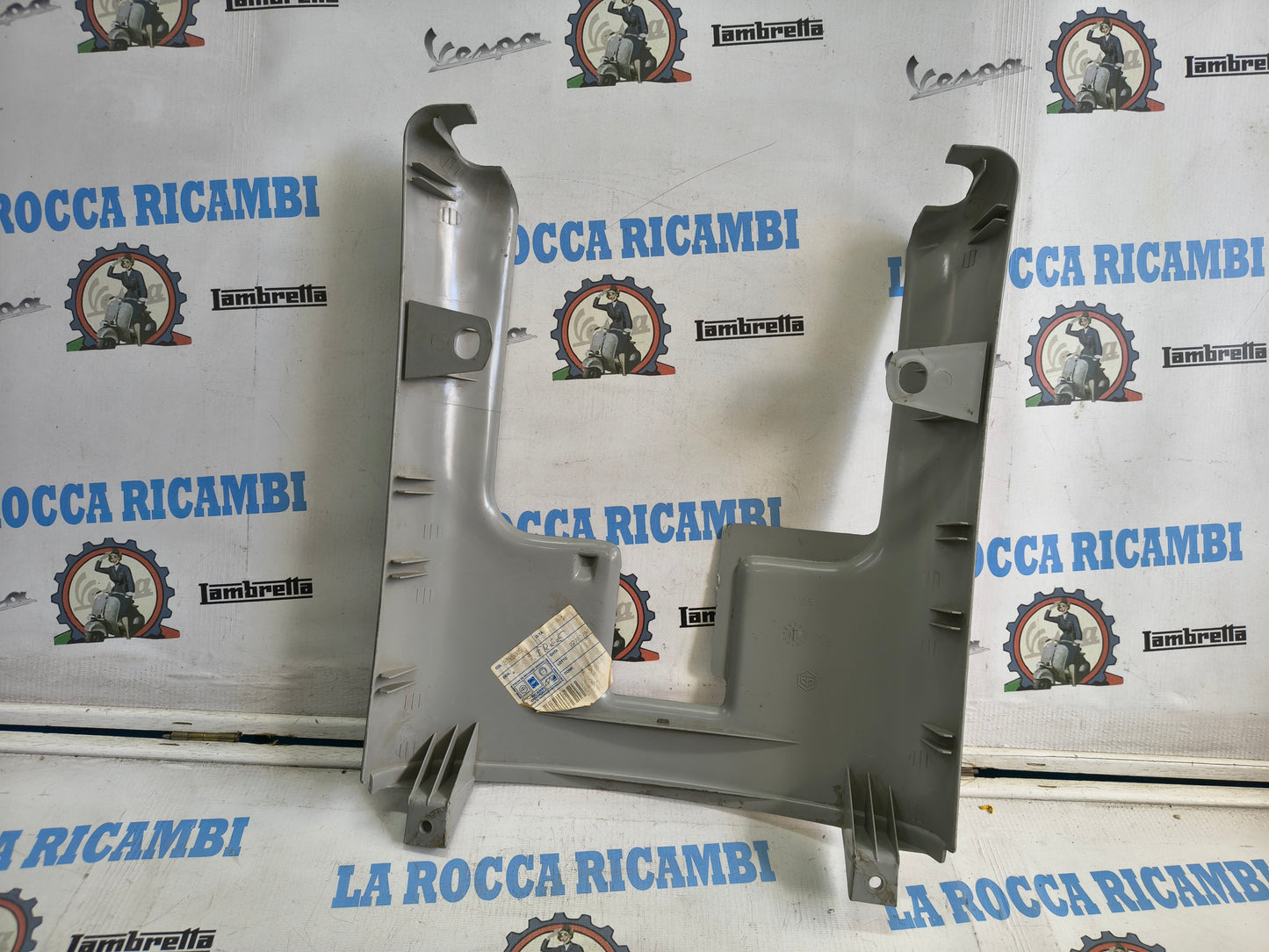 SOTTOPEDANA GREZZO ORIGINALE PIAGGIO FREE ORIGINALE 9169005