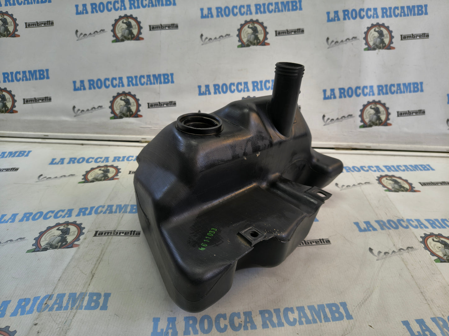 Serbatoio Benzina Vespa LX 50 Originale PIAGGIO 6P6738A