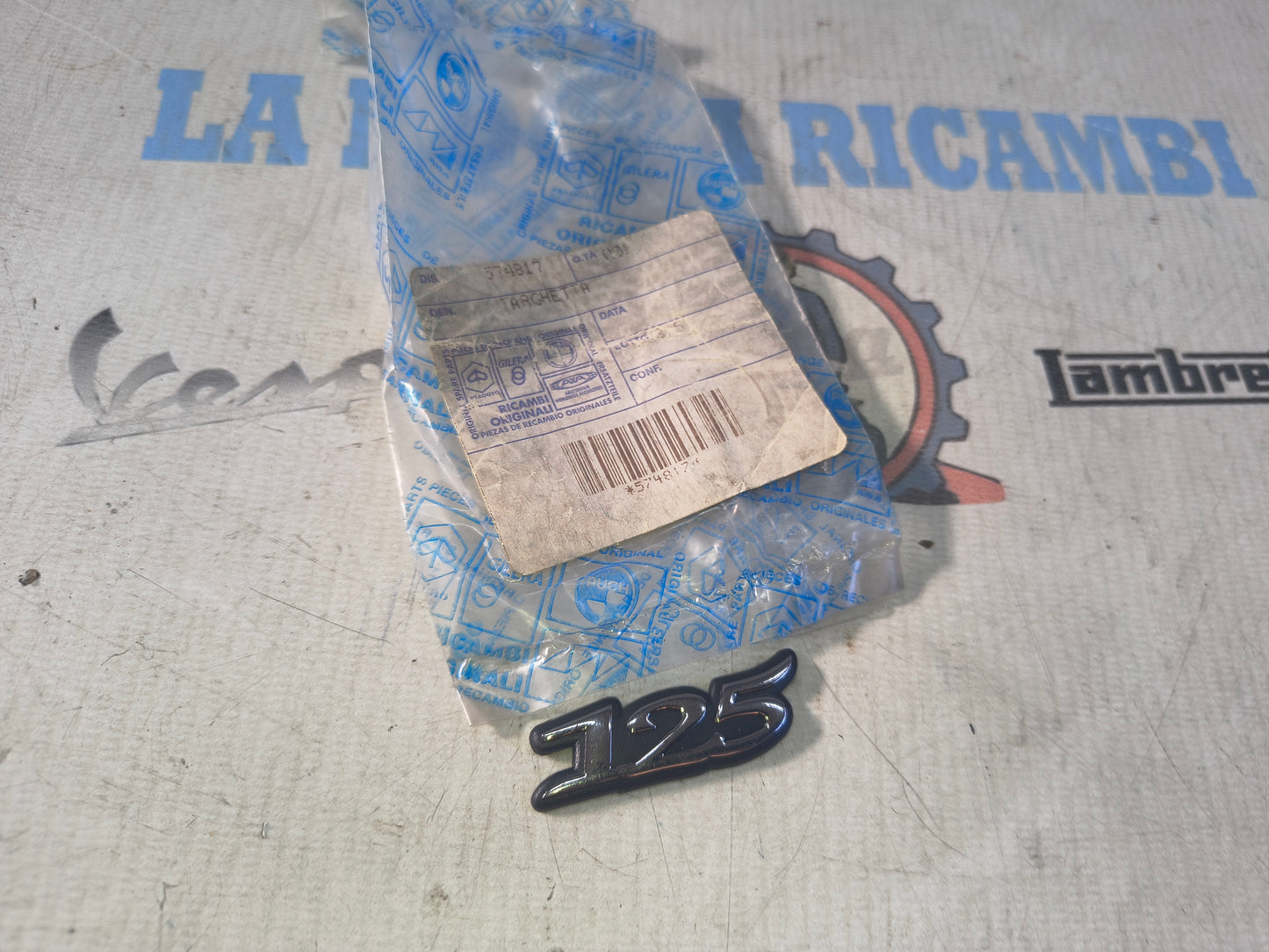 TARGHETTA "125" LIBERTY PIAGGIO 574817
