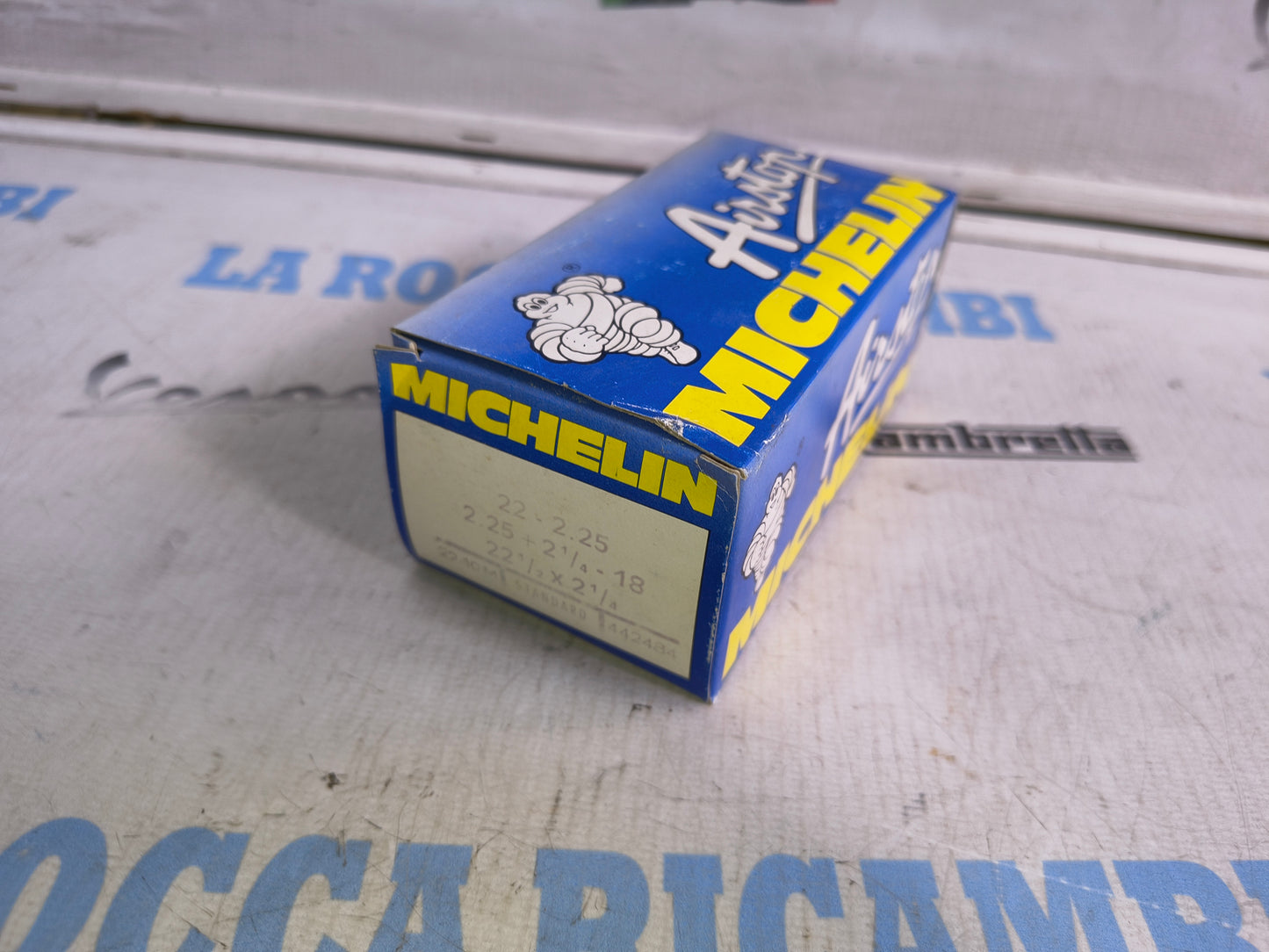 Camera Aria MICHELIN AIRSTOP 22-10M 2 1/4-18
