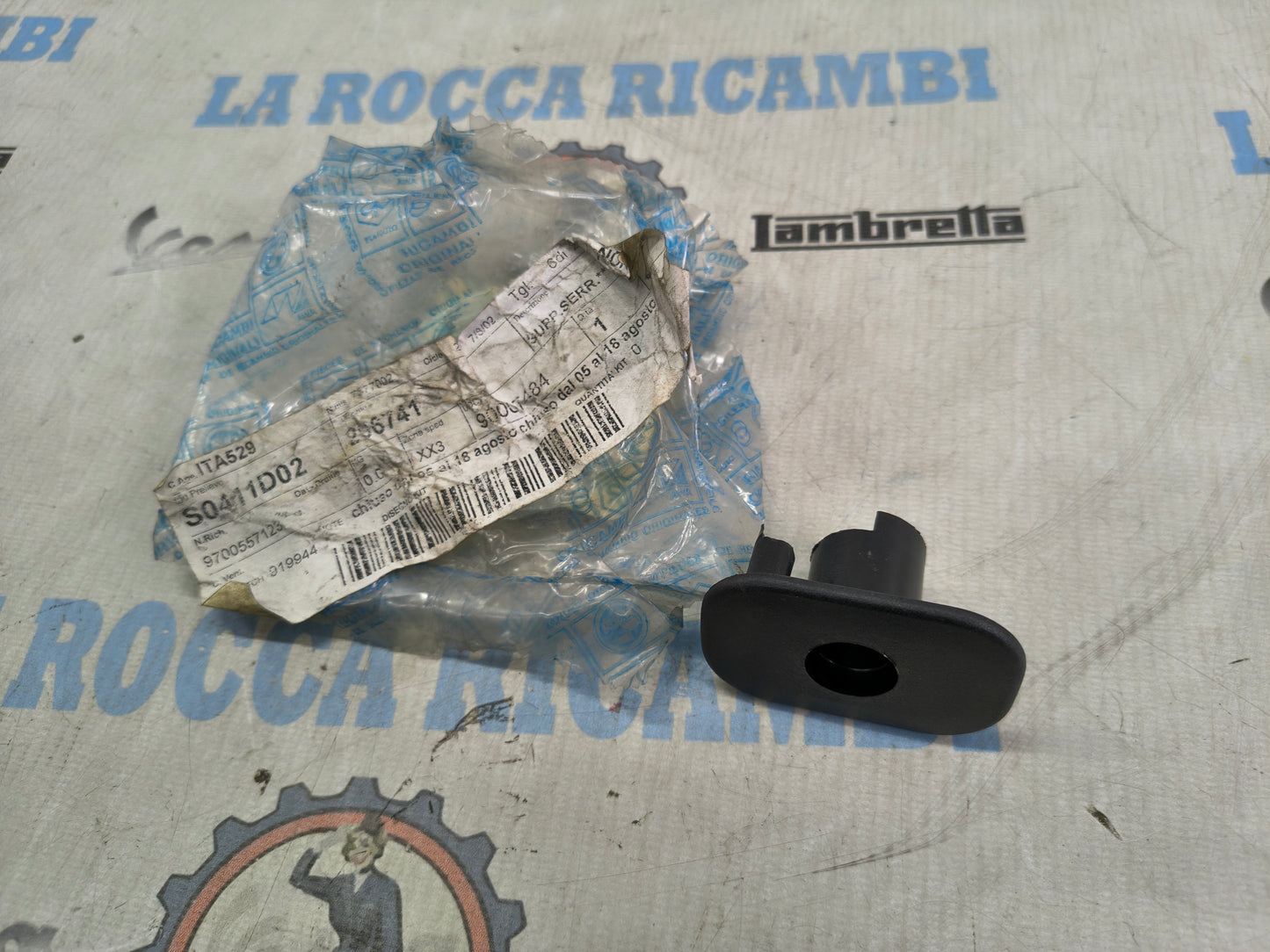SUPPORTO SERRATURA PIAGGIO FREE FI 50 92-02 HEXAGON 296741