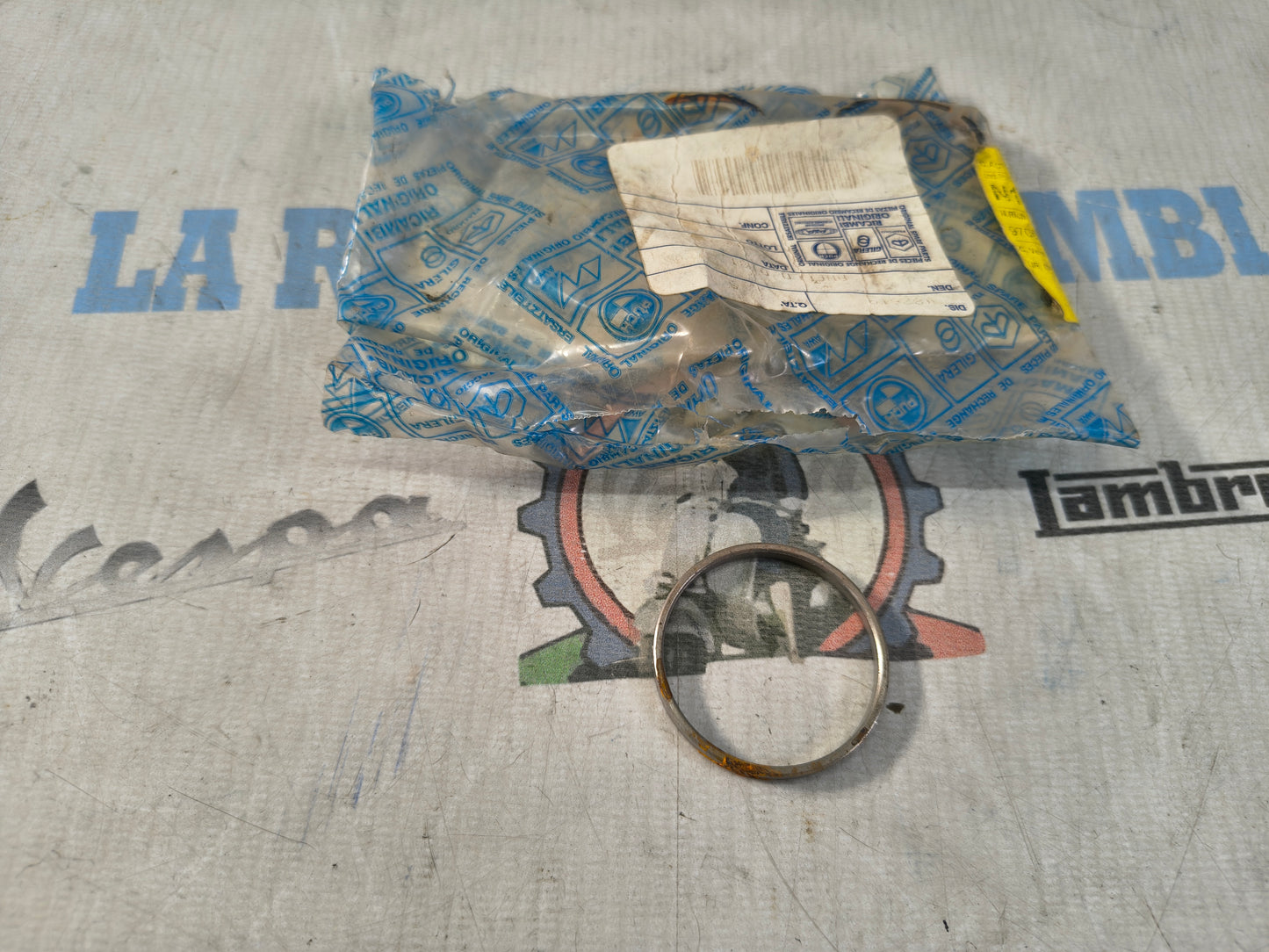 ANELLO TENUTA PIAGGIO VESPA ET2 50 Iniezione (1998, ZAPC12000) ORIGINALE 482619