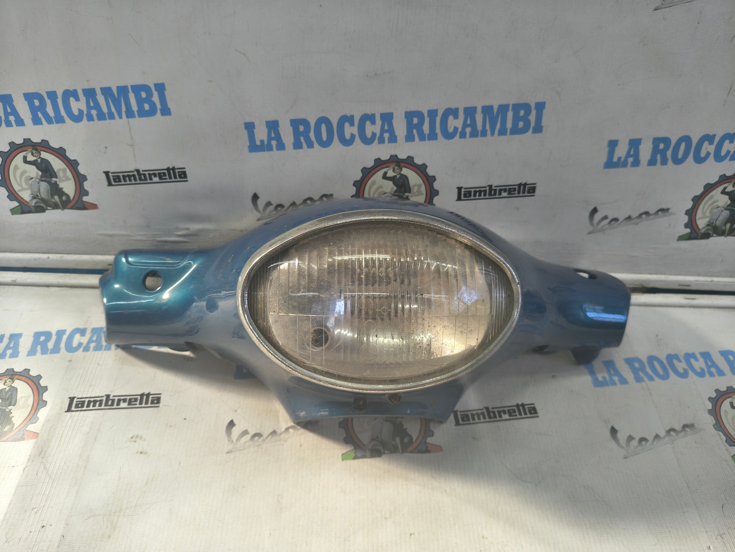 Carena Portafaro Con Faro Piaggio Vespa ET2 / ET4 125 - 427300