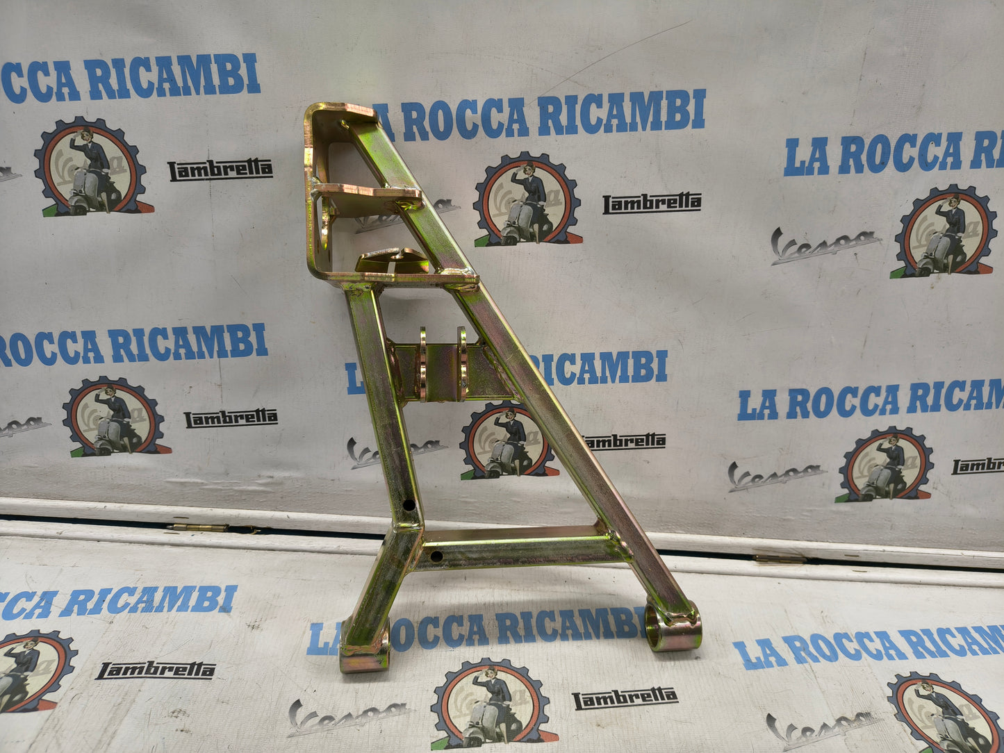 TRIANGOLO / BRACCIO SOSPENSIONE POSTERIORE DX ITALCAR / TASSO - TRIPOSITADX