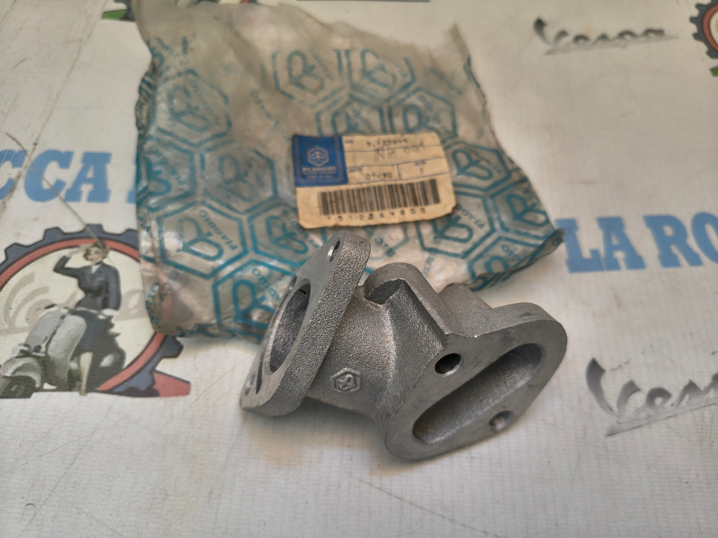 COLLETTORE ASPIRAZIONE PER PIAGGIO MP P 501-P601- CAR P2-P3 NUOVO ORIGINA 125648