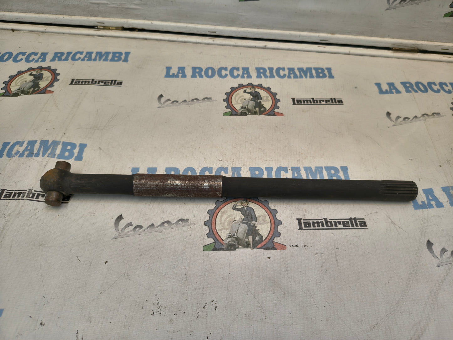 SEMIASSE GIUNTO 10 MM PER PIAGGIO APE POKER BENZINA DIESEL 2658576