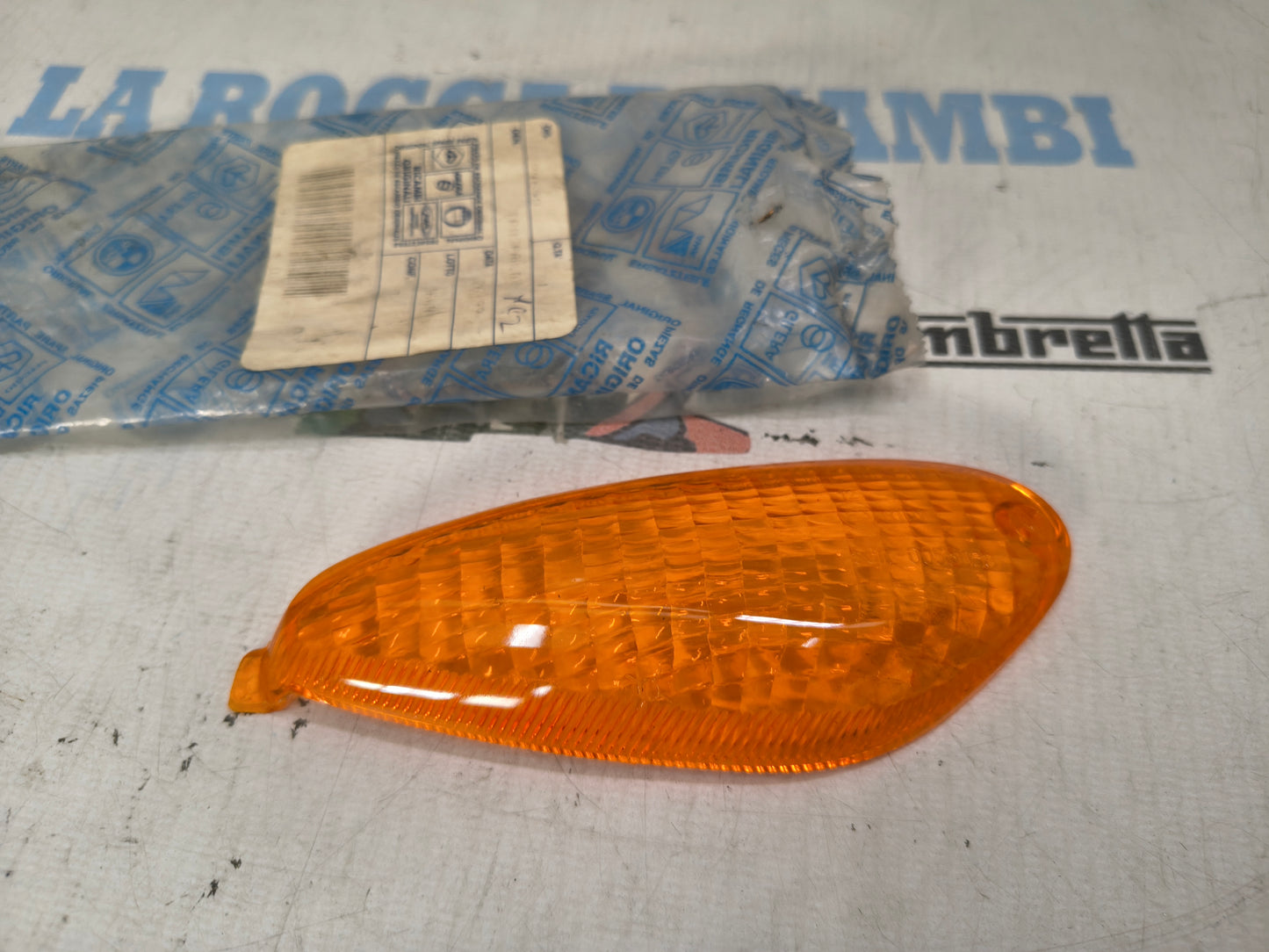 Plastica freccia posteriore dx PIAGGIO NRG 294690