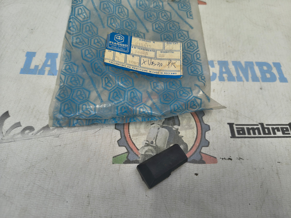 Terminale Puntale Striscia interna Pedana Vespa PK 50 125 PIAGGIO 215415