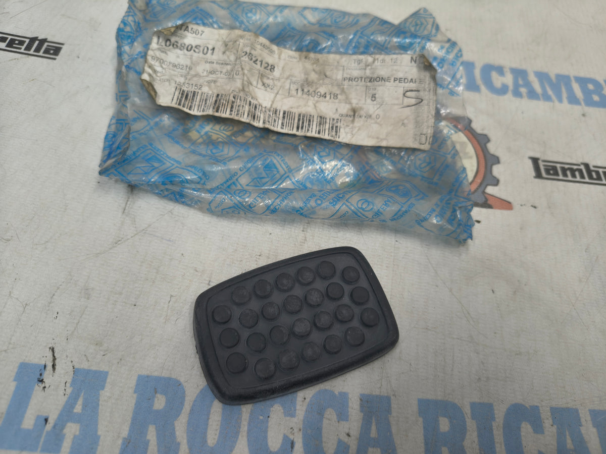 GOMMINO PROTEZIONE PEDALI FRENO FRIZIONE PORTER - QUARGO 262128