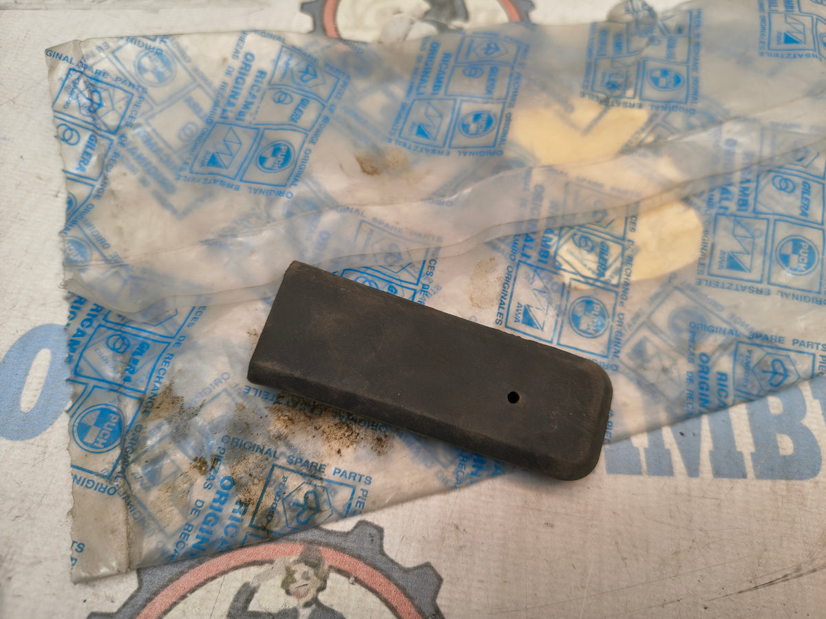 GOMMINO MANIGLIA INTERNA PORTA PIAGGIO APE 50 MIX 2T NUOVO ORIGINALE 255918