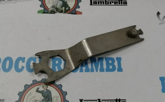 Chiave Smontaggio Dado Ruota Posteriore Lambretta D - LD 150