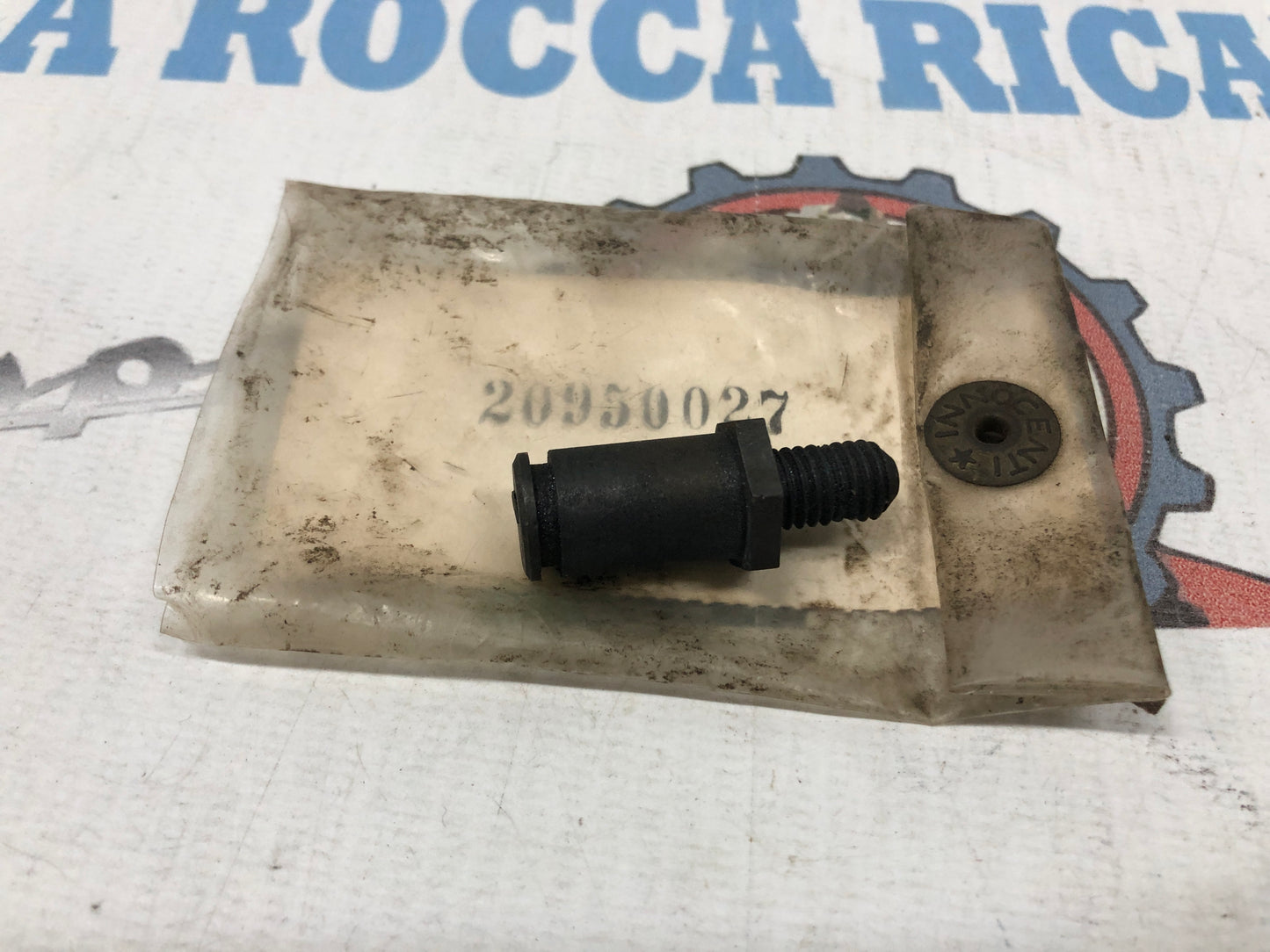 Piolo fermo ganasce posteriore Lambretta J 50 - 20950027