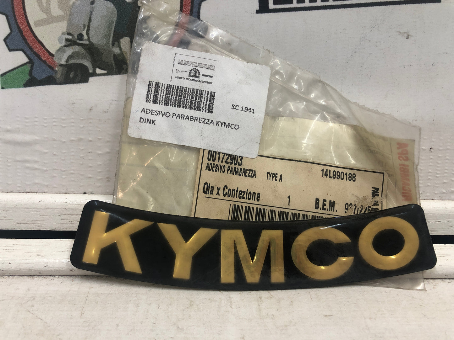 ADESIVO PARABREZZA KYMCO DINK - 00172903