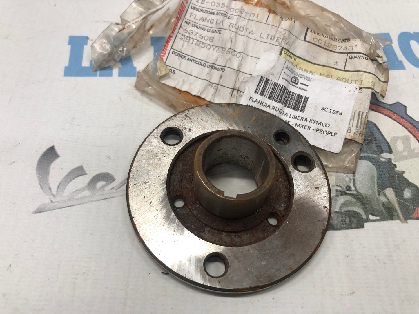 FLANGIA RUOTA LIBERA KYMCO HEROISM - MOVIE - MXER - PEOPLE - VIVIO MOVIE - 00128743