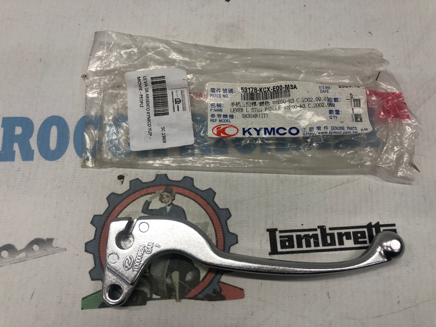 LEVA SX ARGENTO KYMCO YUP - MOVIE - PEOPLE - 00152161