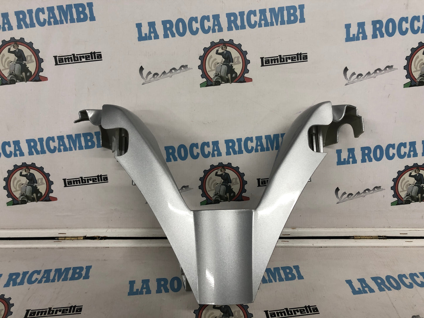 COPERCHIO SUPERIORE MANUBRIO KYMCO GRAND DINK