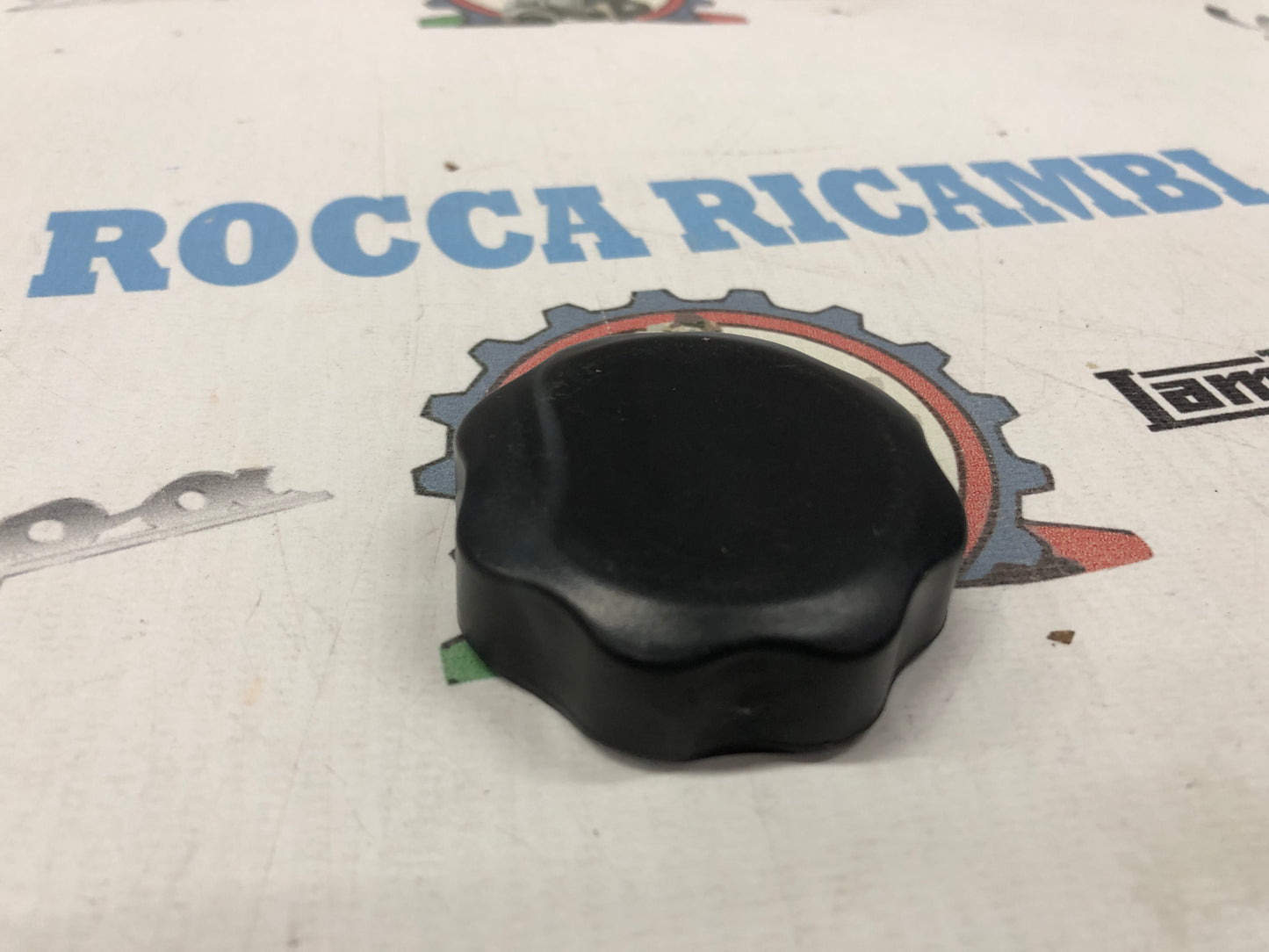 TAPPO BENZINA APRILIA SCARABEO Originale 8201757