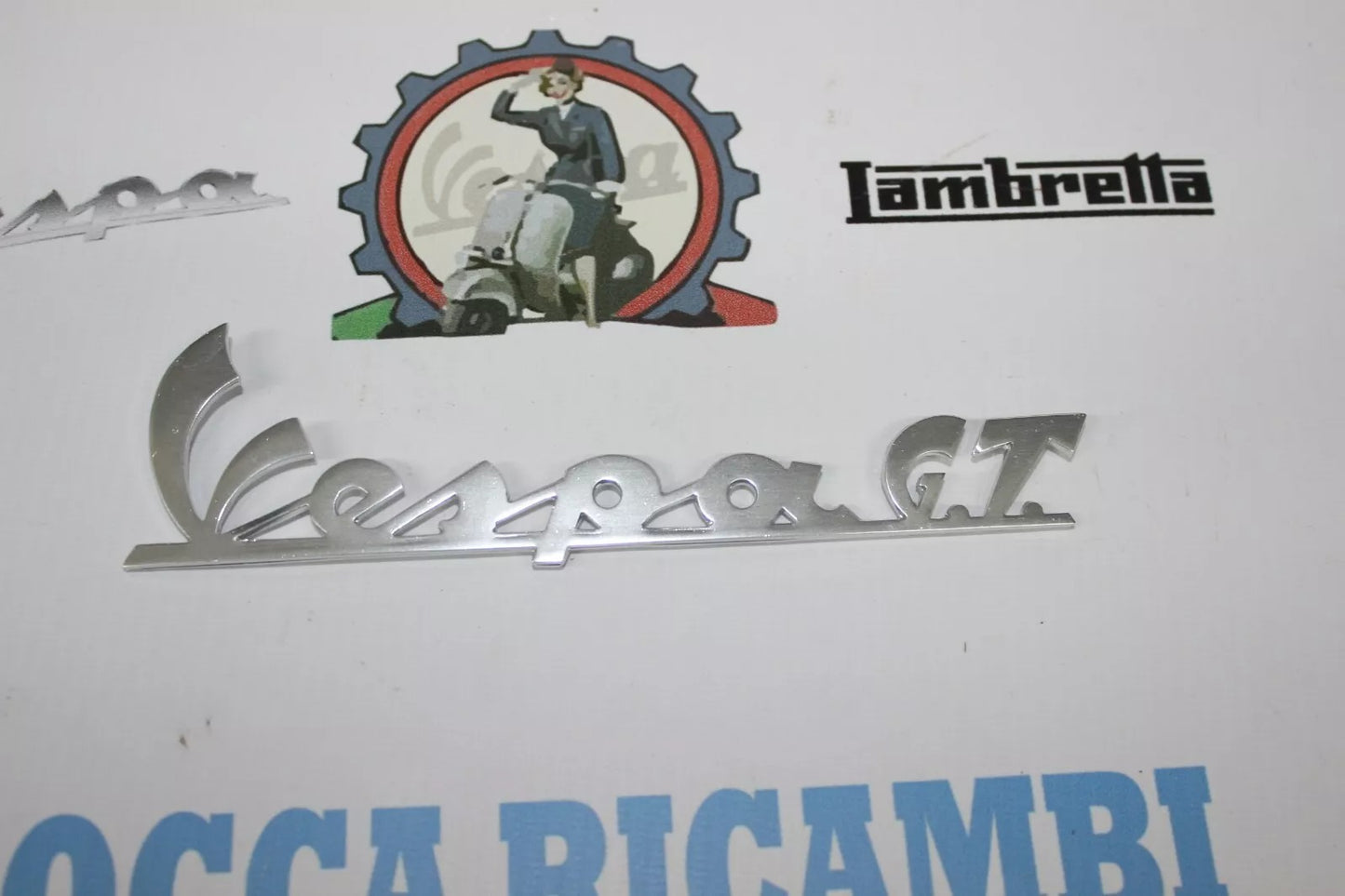Scritta "Vespa GT" Vespa GT Anteriore
