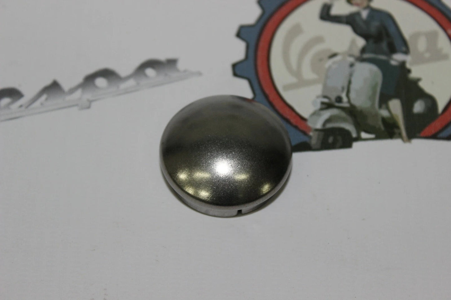 Tappo Mozzo Tamburo Anteriore 32 mm Vespa PX Dal 1977 Al 1980 (Tipo Piccolo)