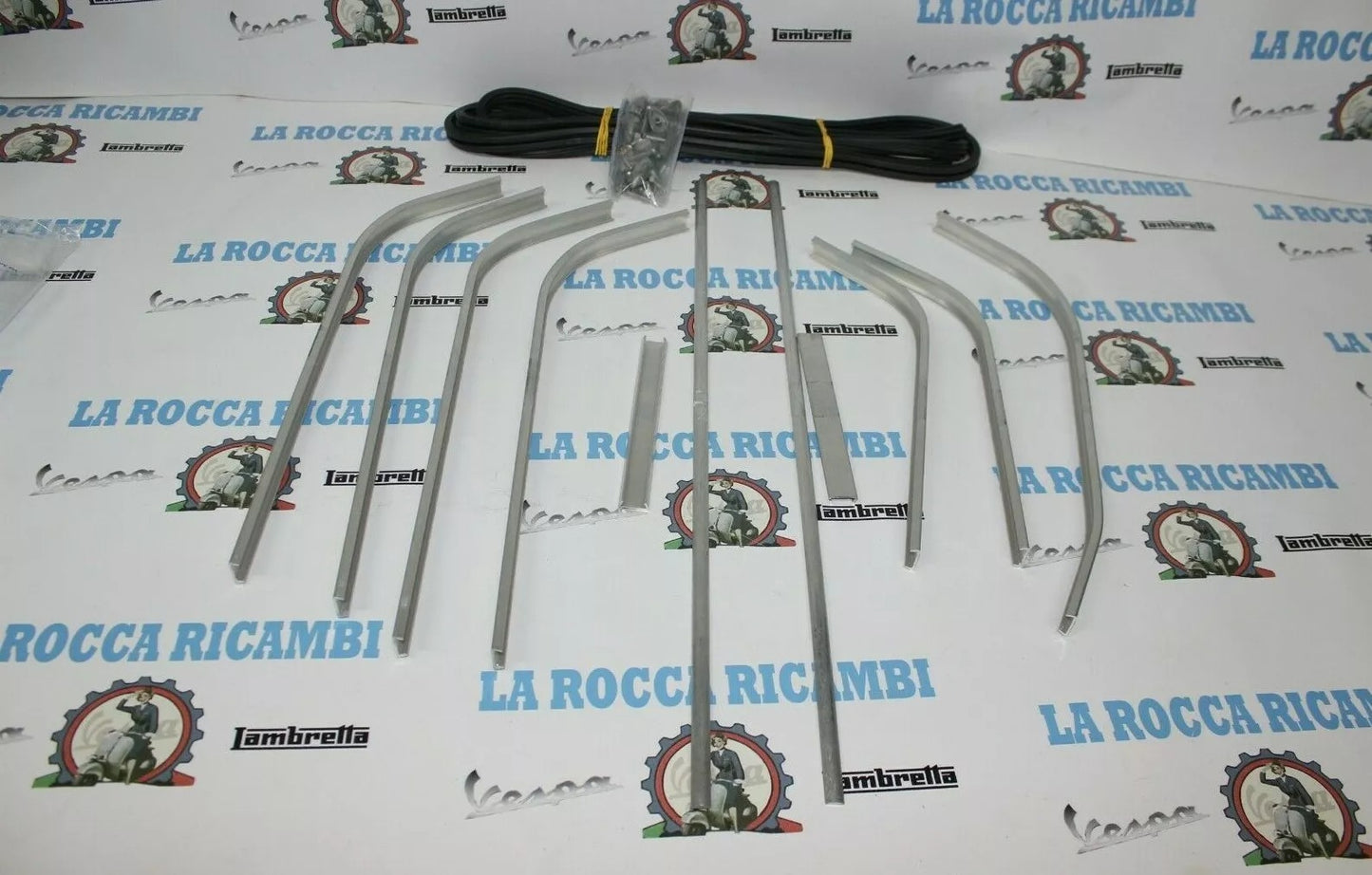 Kit Listelli Strisce Pedana Vespa dal 1948 al 1950 V1 > V15