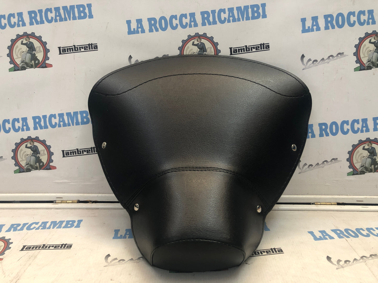 Coprisella per struttura / telaio sella Vespa VBB - VNB - GL (NERO)