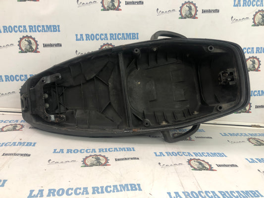 Sella / Sellone Vespa COSA 2 (No chiavi)