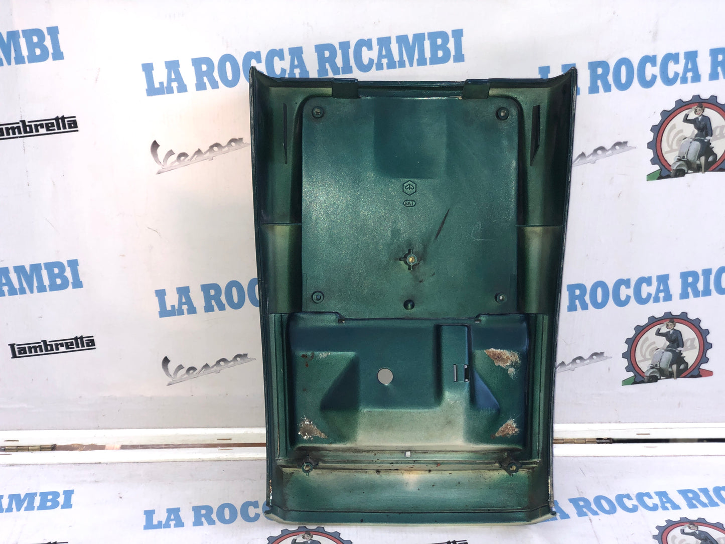 Calandra Posteriore Portatarga Vespa COSA 1 Colore Verde [OCCASIONALE]