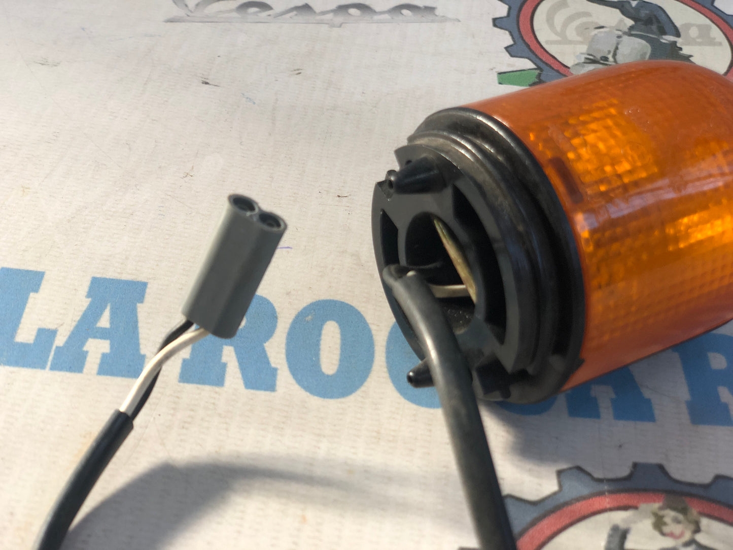 Freccia Piaggio Boss 2 Pin Originale Triom 254316