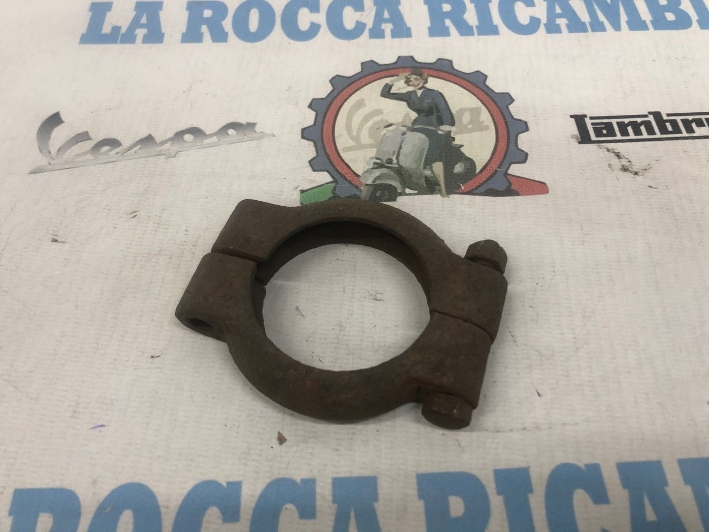 Staffa / supporto marmitta APE 175