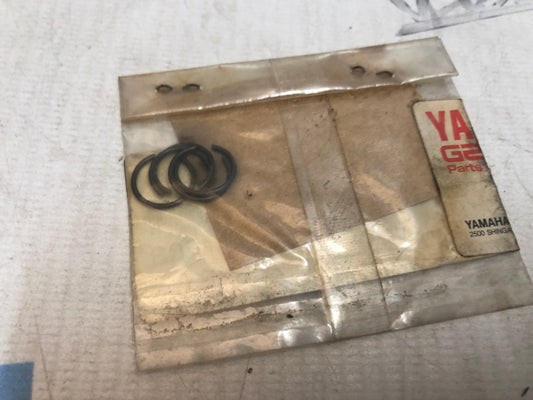 Anelli Elastici Asse Pistone BW50 YA50 YH50 YQ50 Yamaha 93450-11120 (5PZ)