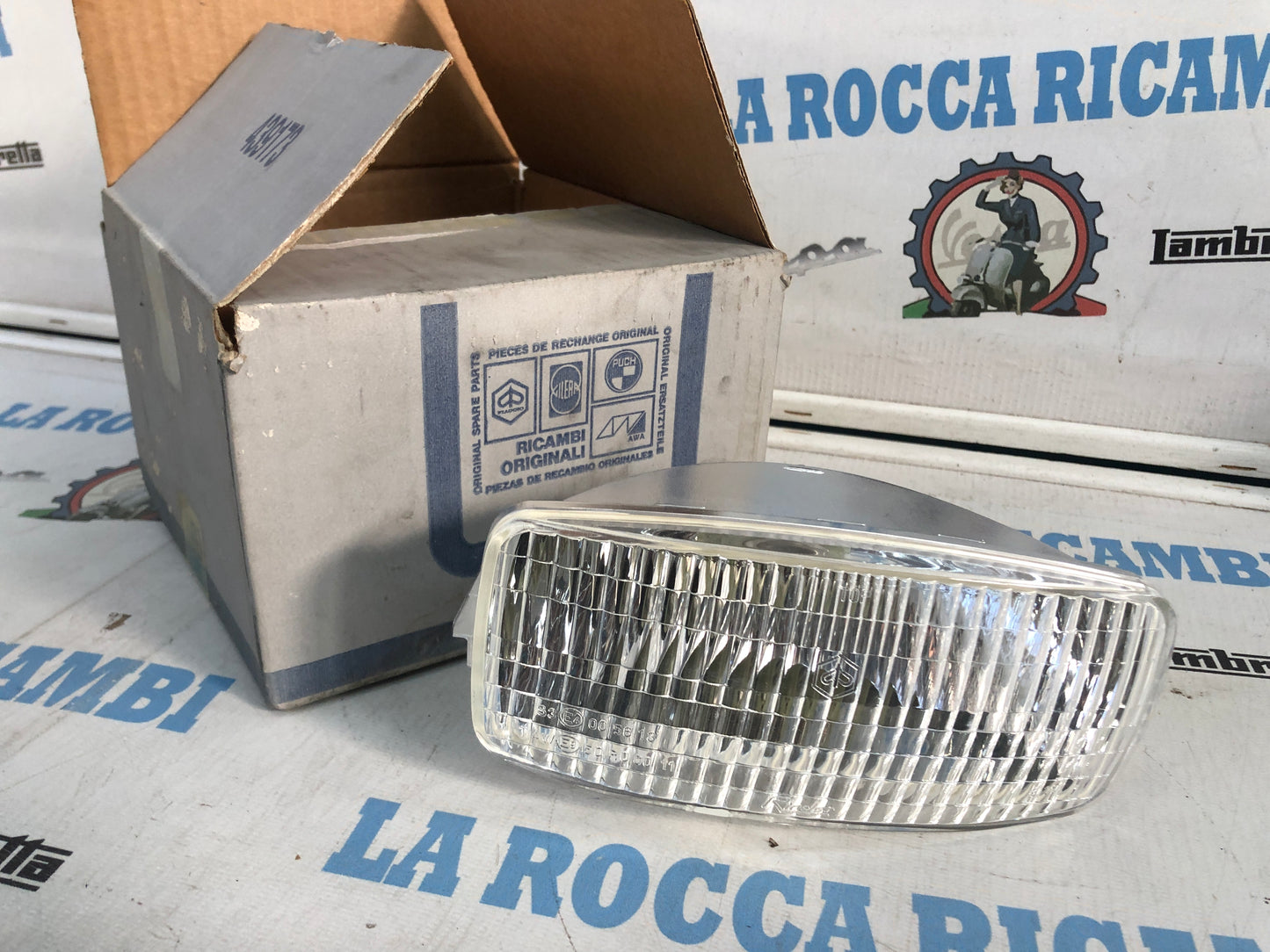 Faro anteriore PIAGGIO PUCH 440856
