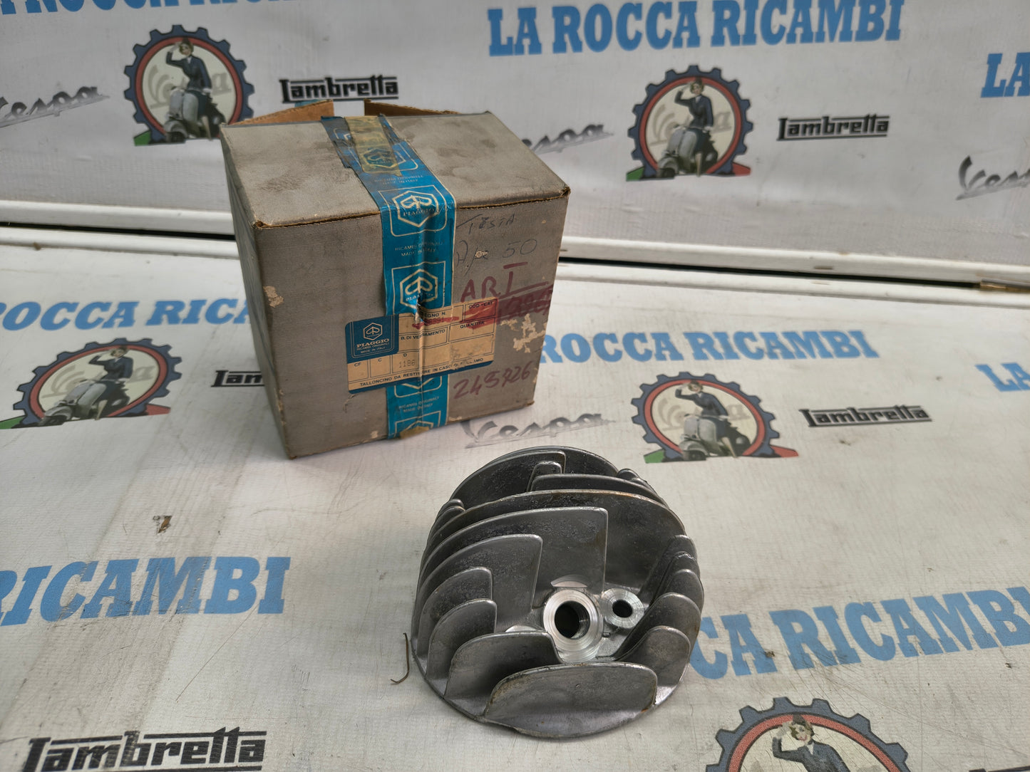 Testa Cilindro Originale PIAGGIO BOSS 245726