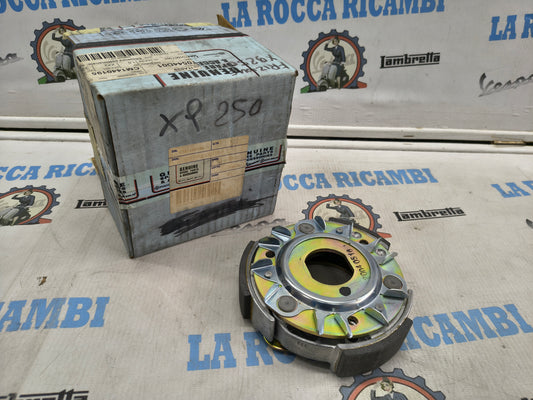Frizione Tamburo Ganasce Originale
Piaggio Mp3 Beverly Carnaby X8 X9 Gts Gtv cm1440195
