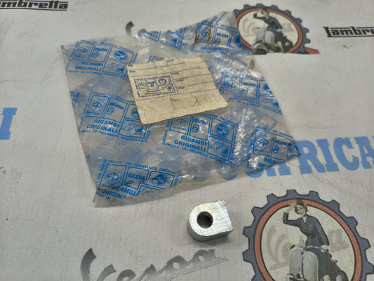 SUPPORTO CERNIERA PORTA PIAGGIO APE TM 602-703 TUTTE LE VERSIONI 212728