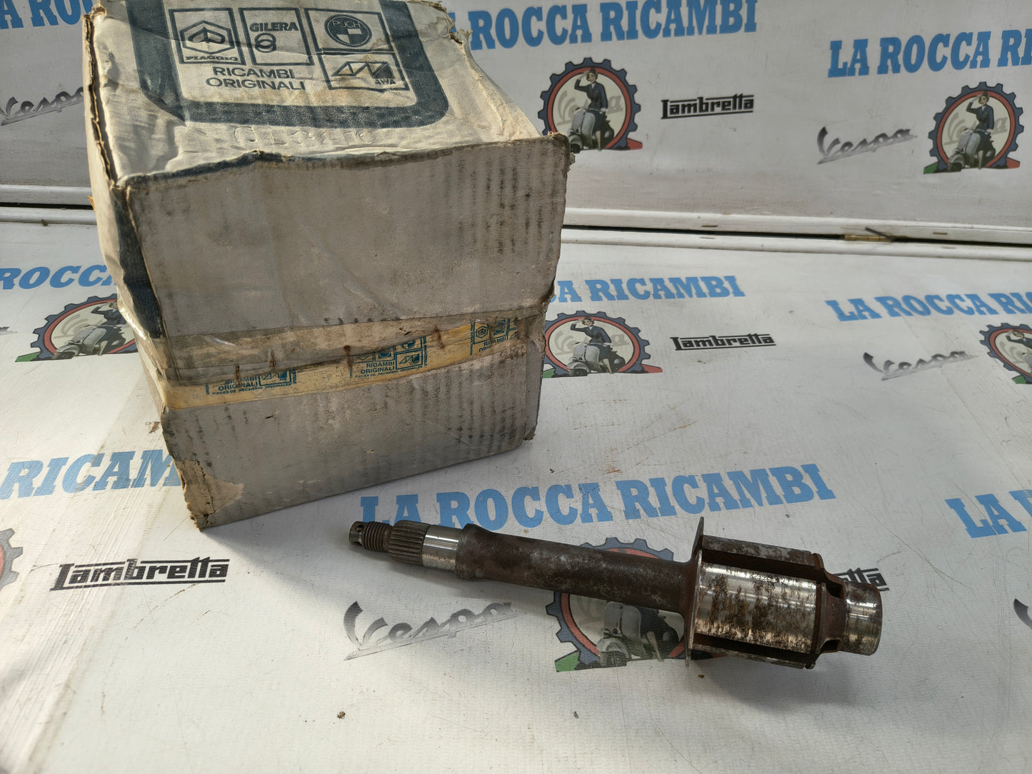 Albero porta ingranaggi Vespa PX 415780 Originale PIAGGIO