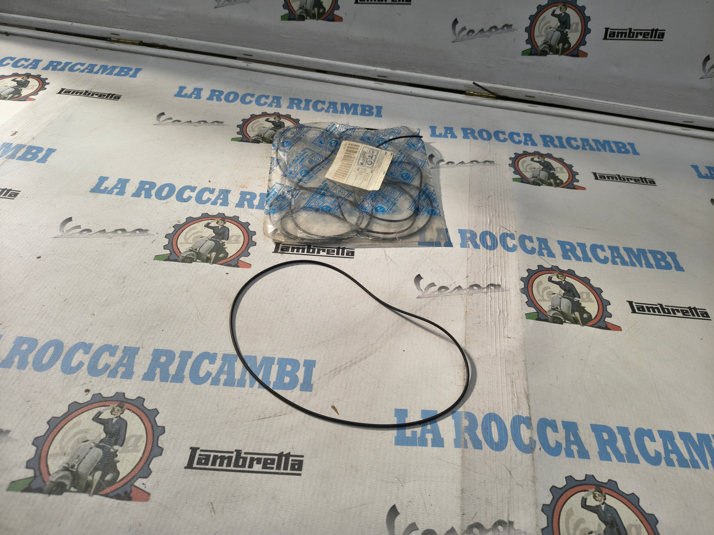GUARNIZIONE O.R. COPERCHIO FRIZIONE PIAGGIO APE 501- 600-601-602-703 - 078795