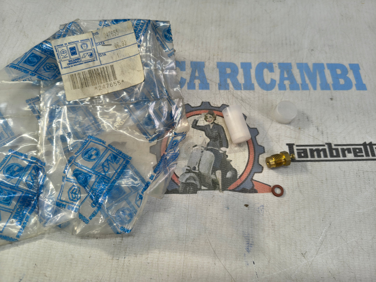 KIT SPILLO CHIUSURA BENZINA CARBURATORE PIAGGIO APE CAR 602 - 247655