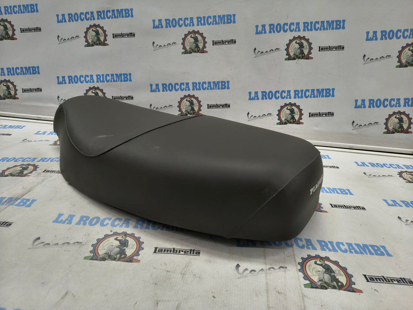 Sella / Sedile PIAGGIO SFERA / QUARTZ Originale
