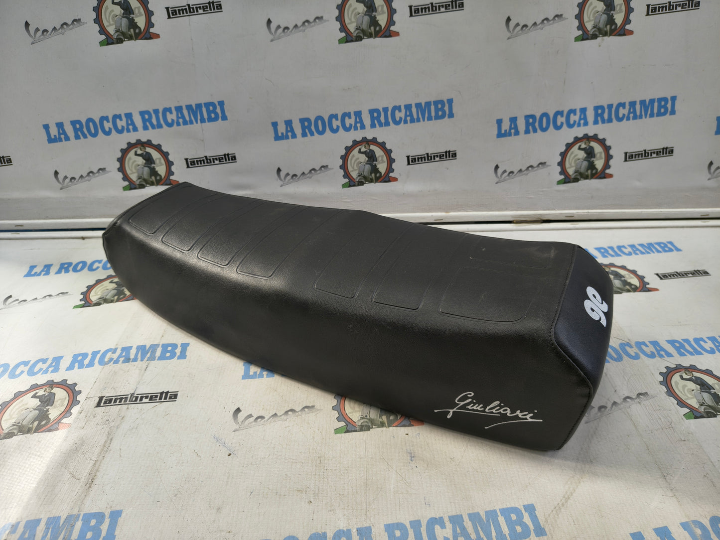 Sella GIULIARI attacco ciclomotori