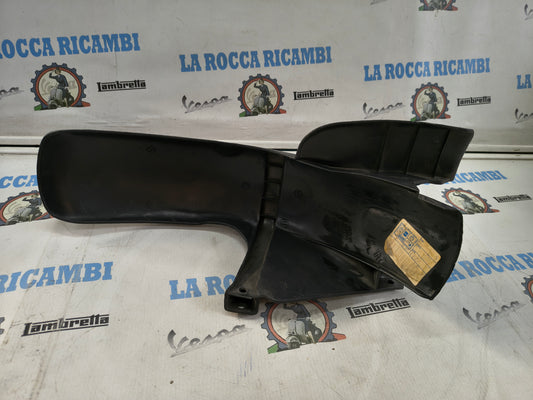 PARAFANGO POSTERIORE PIAGGIO FREE 50 Originale 259406