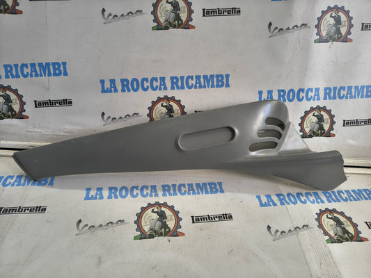 FIANCHETTO LATERALE DESTRO PIAGGIO VESPA ET2 ET4