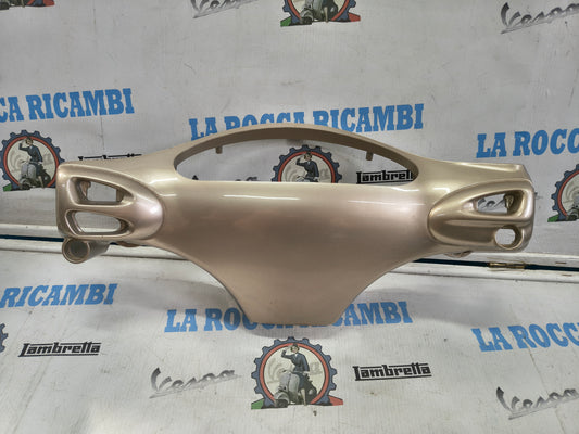 COPRIMANUBRIO POSTERIORE VESPA ET2- ET4 50- 125-150 PIAGGIO 4274955