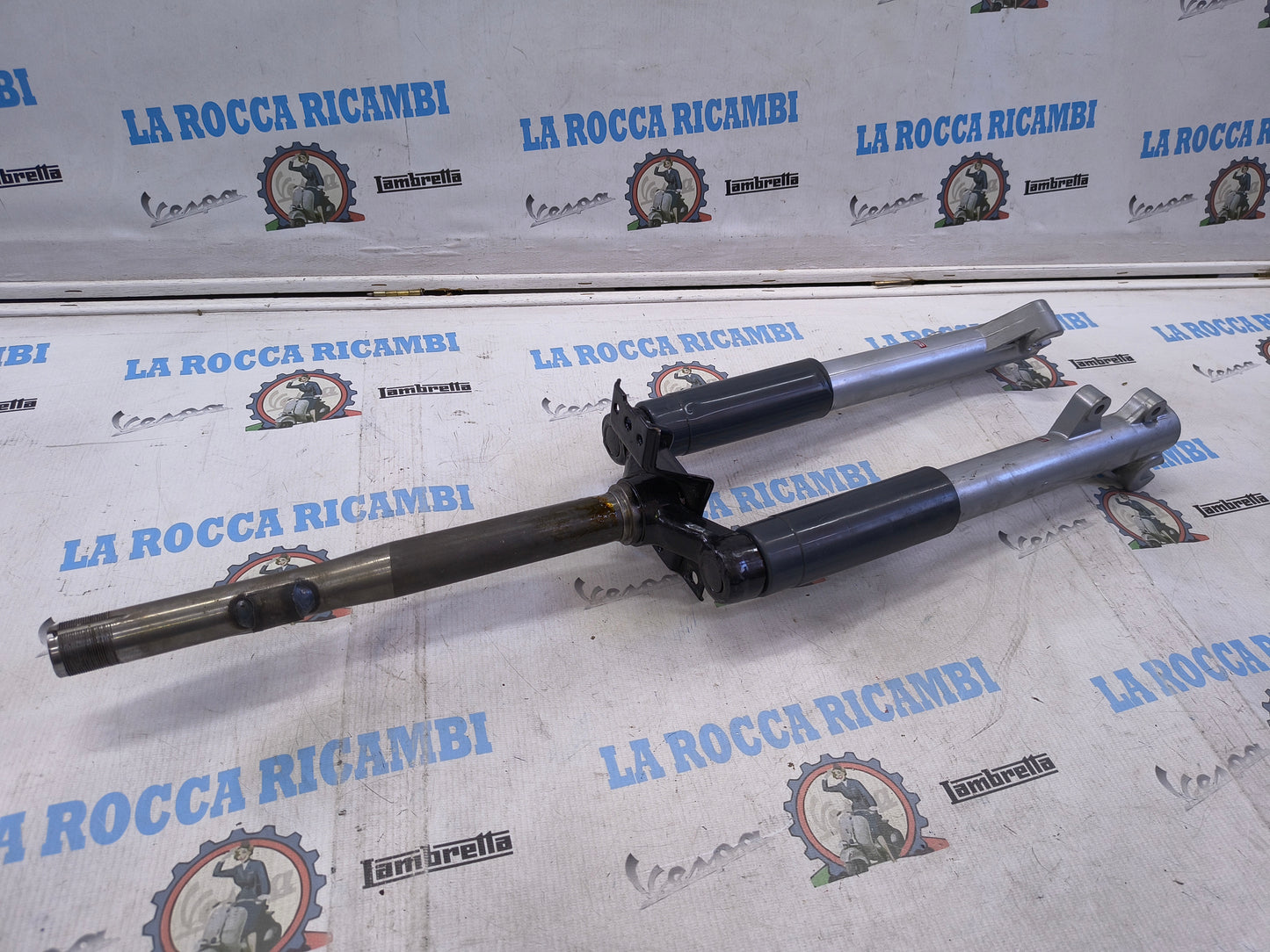 FORCELLA Piaggio FREE 50 ORIGINALE 564724000D