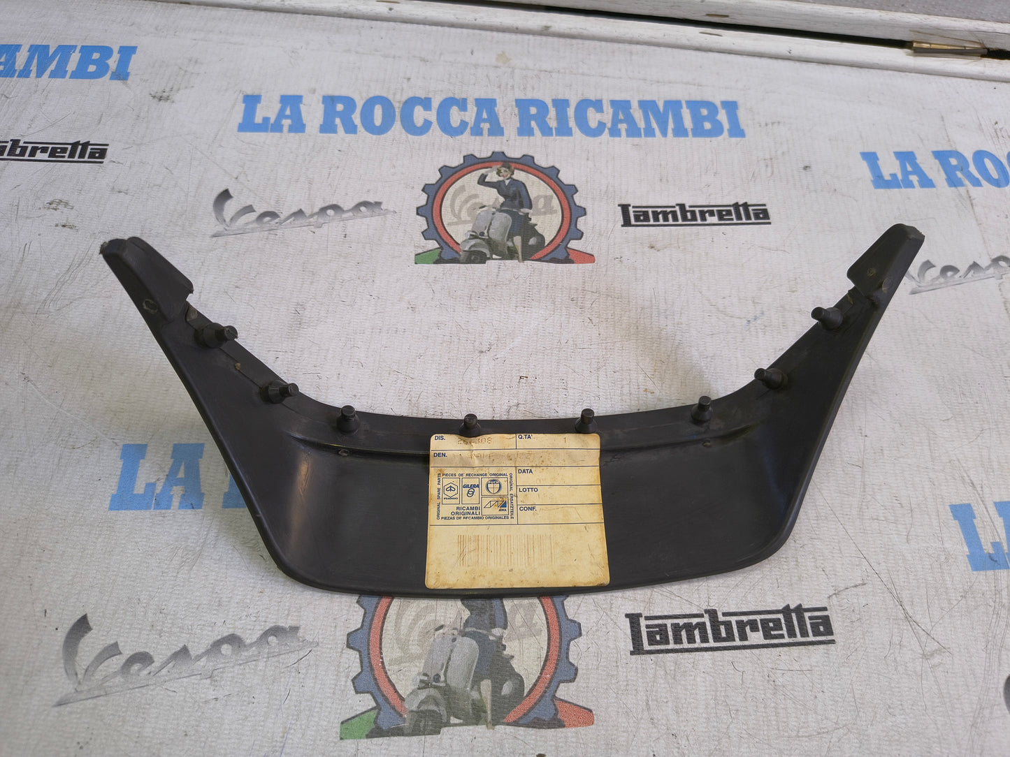 Pettolina Paraschizzi Parafango Anteriore Vespa HP / V Originale 266308