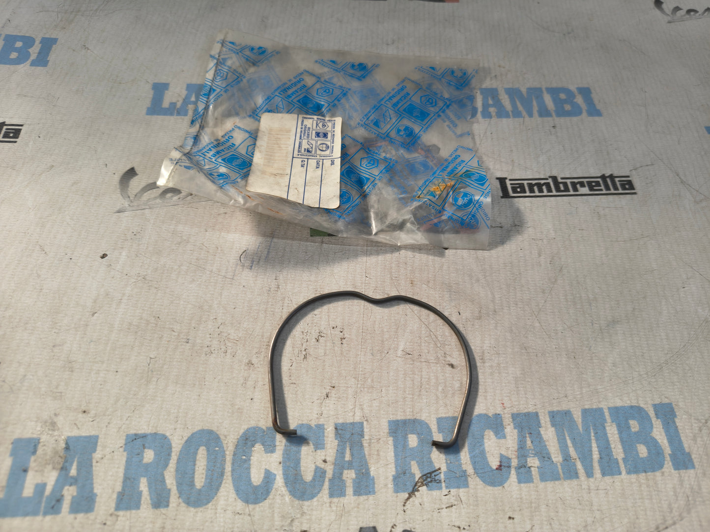MOLLA COPERCHIO SPINTEROGENO PIAGGIO APE MP 500-501 - 116830